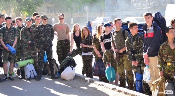 Дві сотні юнаків і дівчат «зникли» у волинських лісах на три дні. ФОТО. ВІДЕО