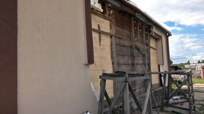 У Луцькій громаді через атаку рф виявили пошкодження у 18 будинках. ВІДЕО