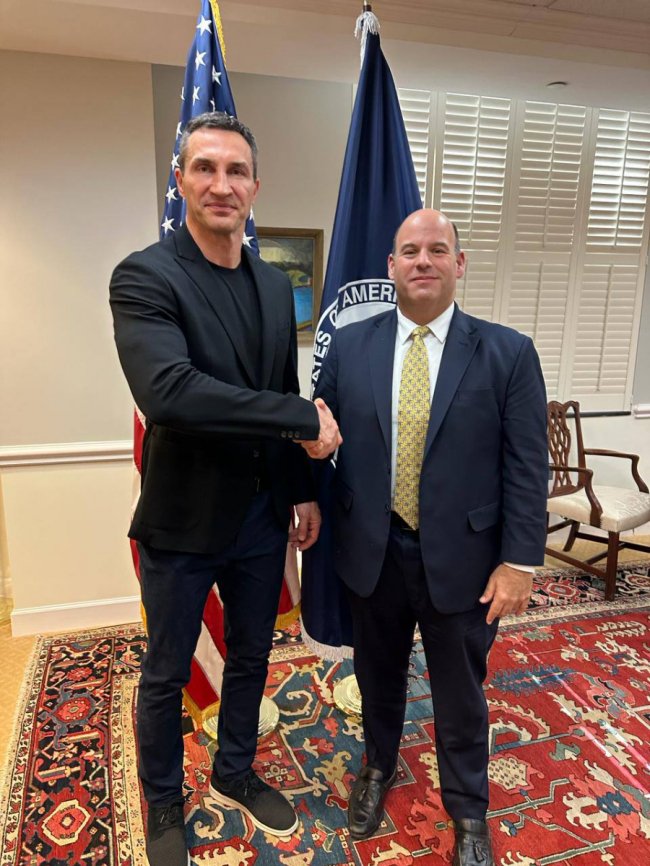 Володимир Кличко провів низку зустрічей у Держдепартаменті США – говорив про термінову допомогу Україні