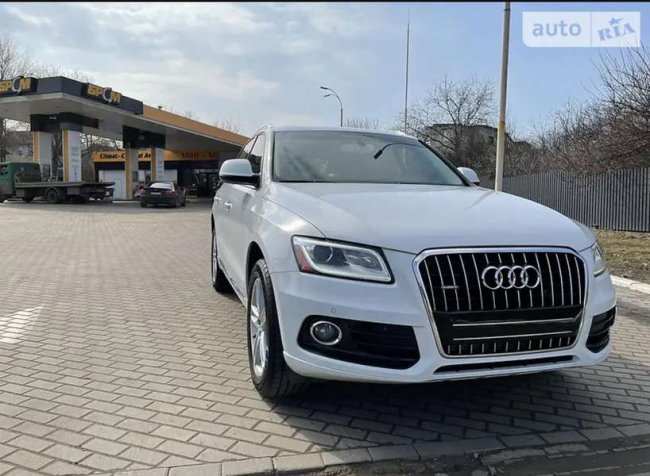 ТОП-10 найдорожчих автівок депутатів Волиньради