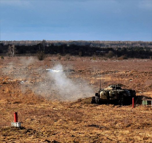 Показали, як тренуються стріляти бійці волинської бригади. ФОТО