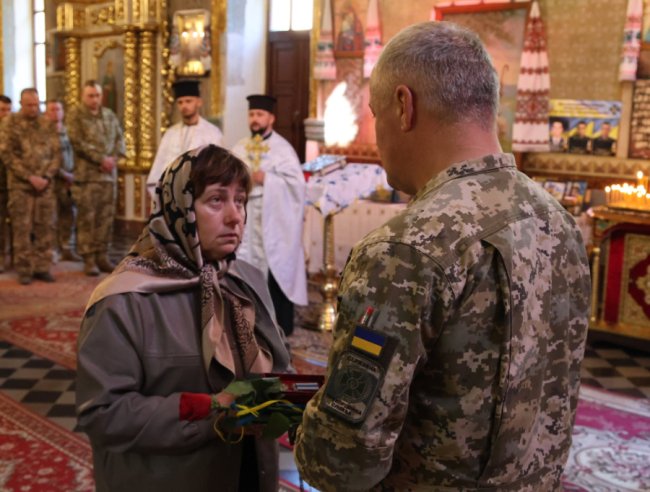 На Волині 13 родинам загиблих прикордонників вручили посмертні нагороди