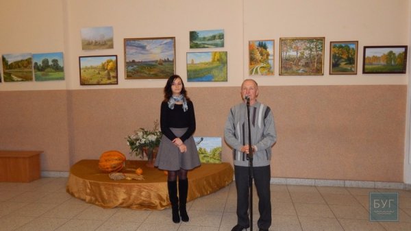У Володимирі-Волинському - виставка картин на осінню тематику. ФОТО
