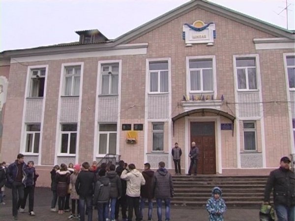 У Нововолинську відкрили меморіальну дошку на честь загиблого Івана Гані. ФОТО