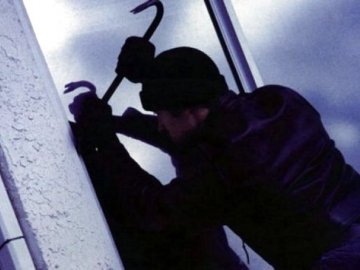 У лучанина з гаража вкрали електроінструменти на понад 30 тисяч гривень