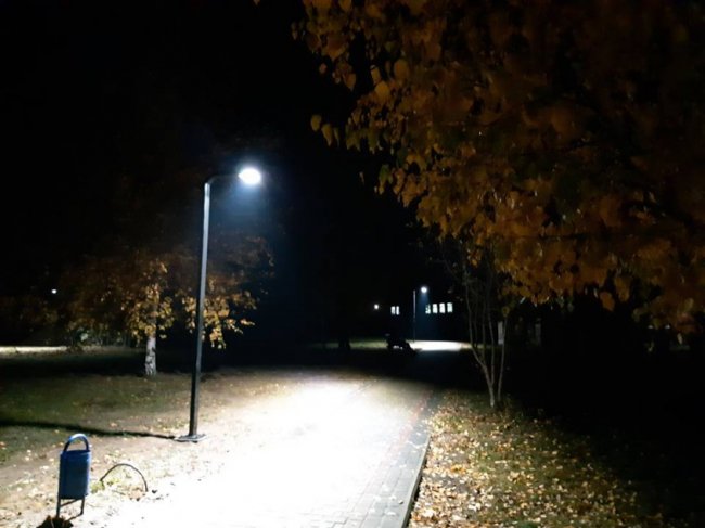 Уперше за роки незалежності з’явилося освітлення у парку на Волині