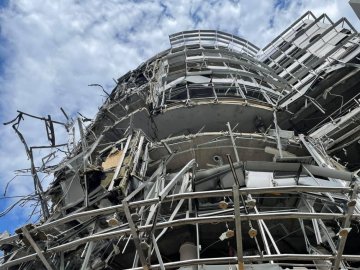 У Харкові за 4 місяці російського вторгнення з-під завалів дістали майже 180 тіл загиблих