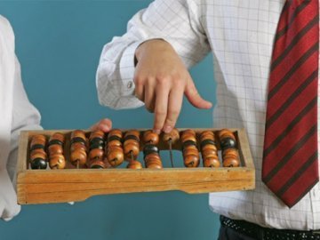 У Луцькраді пояснили, де візьмуть гроші на зарплати медикам