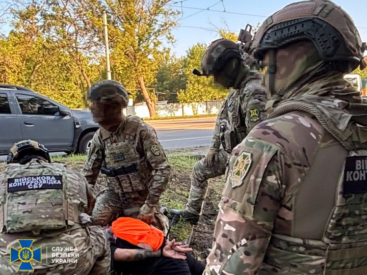 Планували вбити на Харківщині десятки українських військових: СБУ затримала агентів ФСБ, які готували теракт