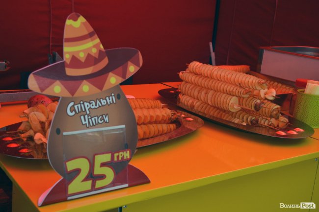 Делікатеси та піаніст: чим пригощає та дивує шостий «Lutsk Food Fest»