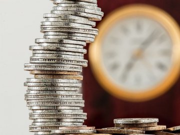 Щомісячне підвищення пенсії: хто з українок отримає 9% доплати