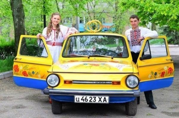 Як українці популяризують національні символи. ФОТО