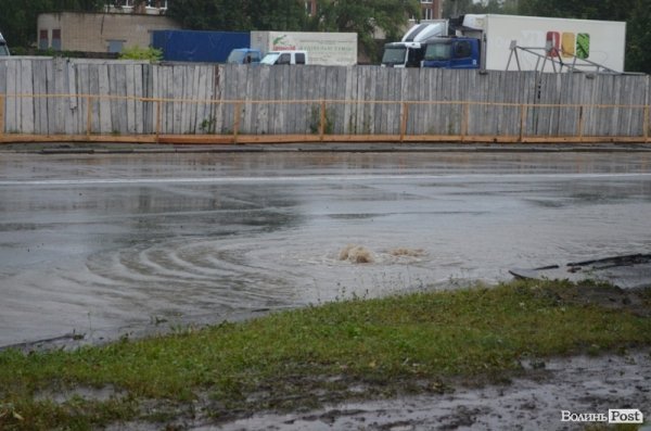 Як топило спальні райони Луцька. ФОТО