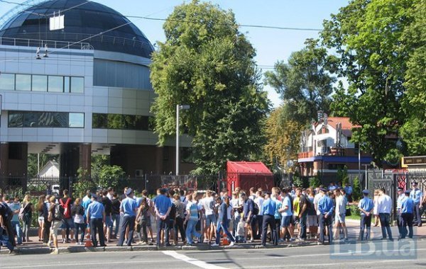 Суд не змінив вирок Павліченкам. ФОТО. ВІДЕО
