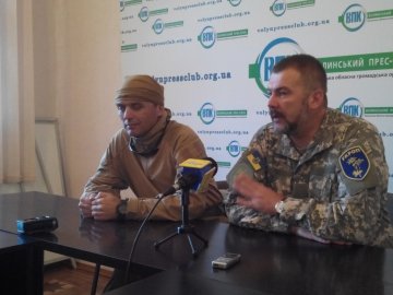  У Луцьку командир батальйону «Дніпро-1» розповів про генералів-зрадників. ФОТО*