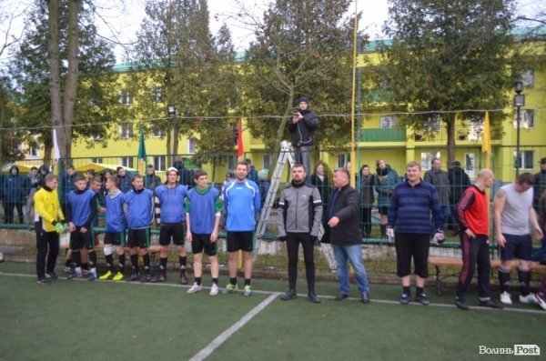 Футбол «Гузь vs Парасюк» – «перемогла дружба»