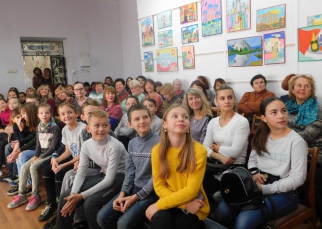 У Луцьку презентували книгу «Зграя». ФОТО