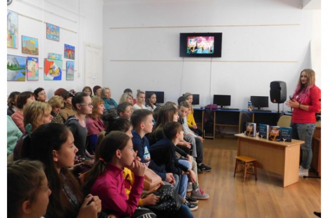 У Луцьку презентували книгу «Зграя». ФОТО