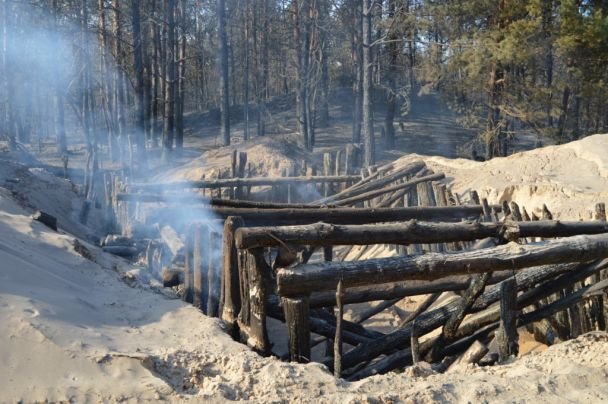 На складах в Балаклії локалізували пожежу
