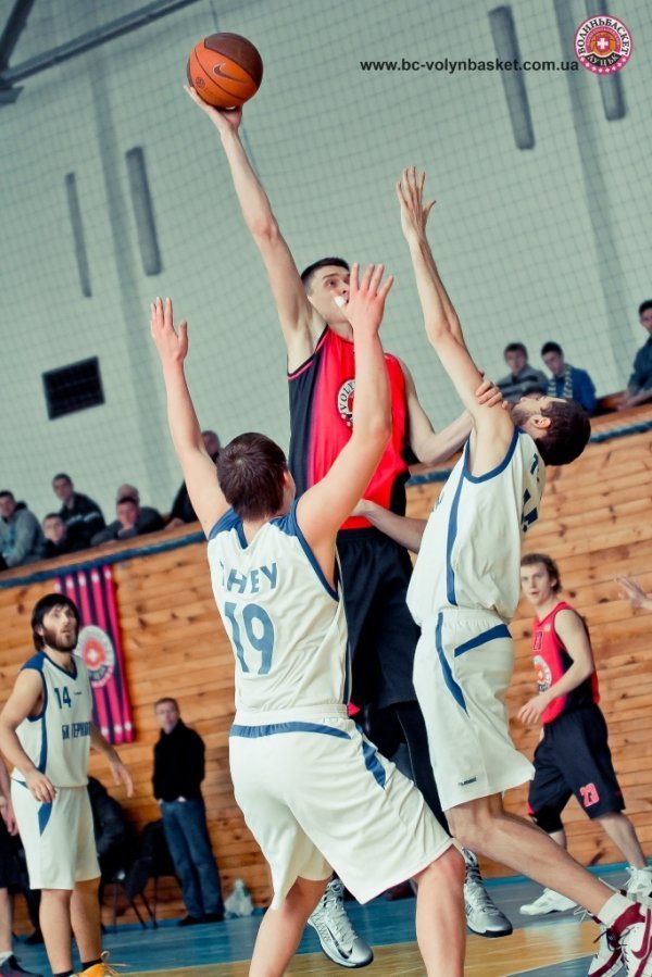 Як волиняни «познущалися» над тернополянами. ФОТО