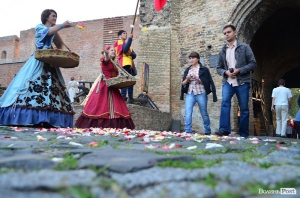 «Ніч у Луцькому замку-2013» стартувала. ФОТО 