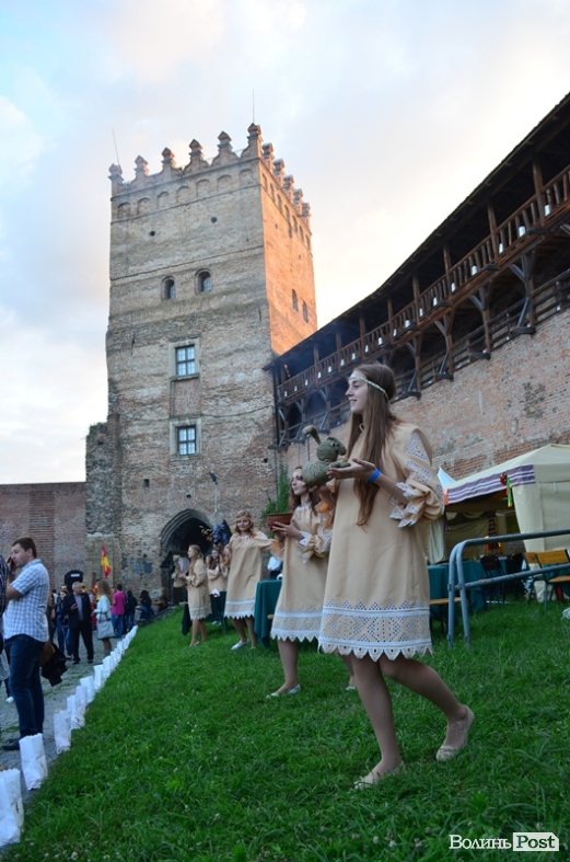 «Ніч у Луцькому замку-2013» стартувала. ФОТО 