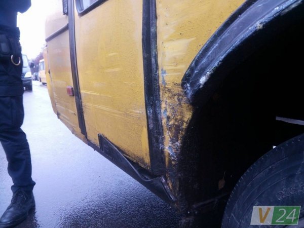 У Луцьку Мercedes зіткнувся з маршруткою