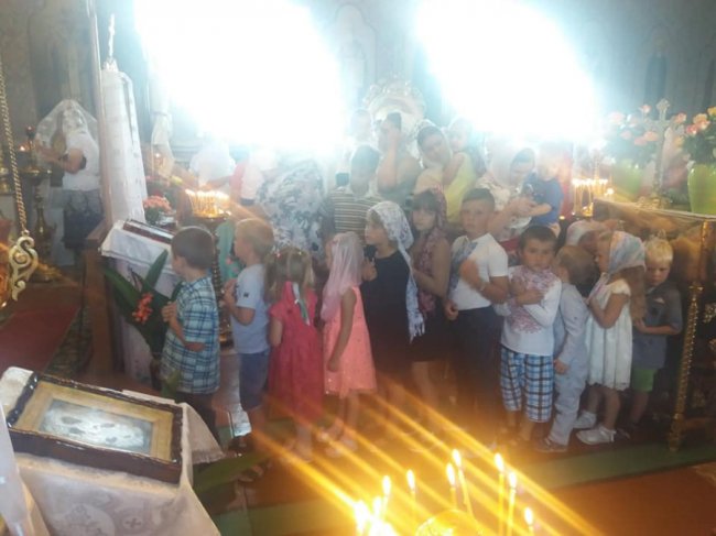 Хірург Валіхновський відправив святкову службу у храмі на Волині 