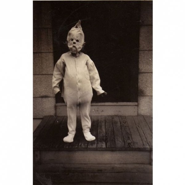 Ретро-вбрання до Хелловіну: і смішно, і страшно. ФОТО