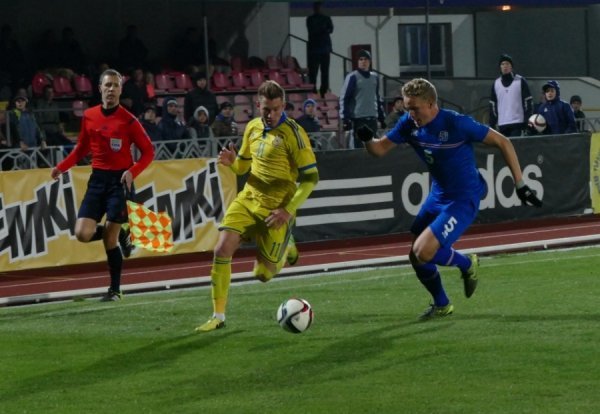 Молодіжна збірна України програла Ісландії. ФОТО