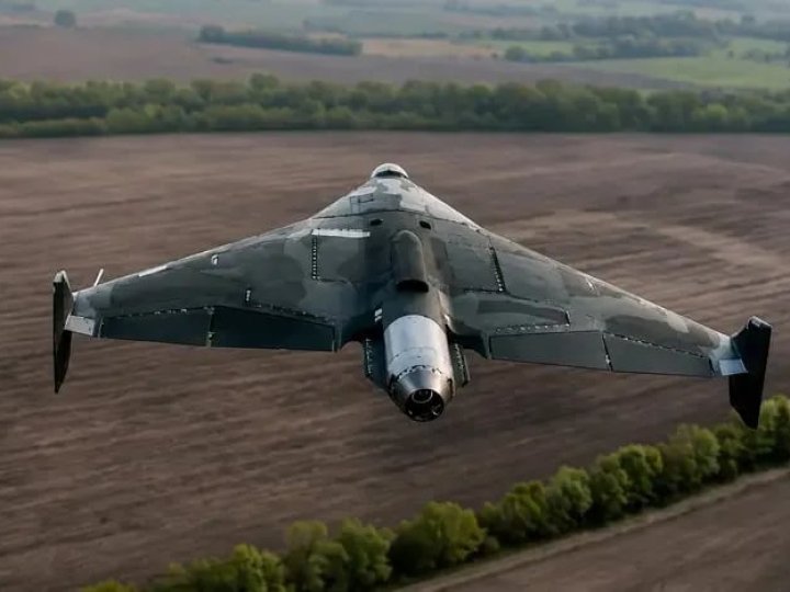 У Луцьку повторно пролунали вибухи: повідомляють про стовп диму у місті