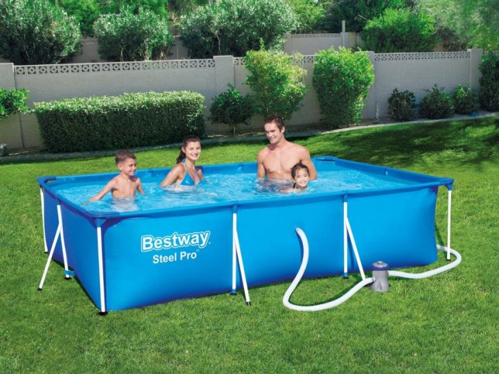 Басейн Bestway: як обрати модель, що витримає сезон