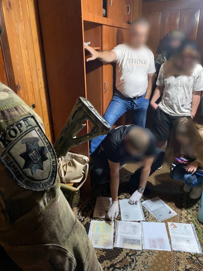 Провели 16 обшуків, вилучили великі суми грошей: на Волині викрили масштабну злочинну схему