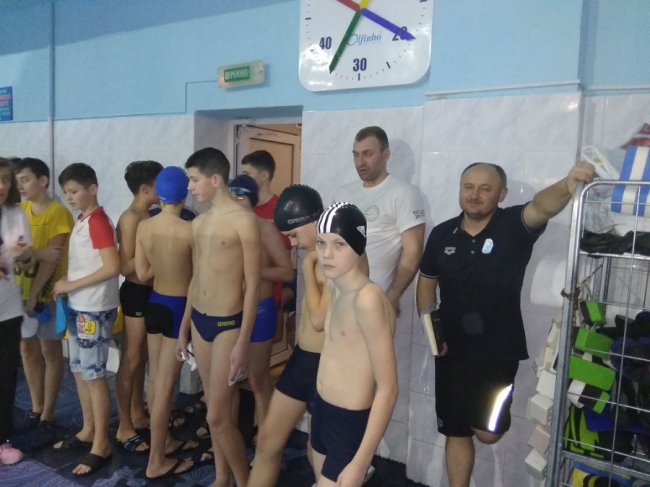 У Луцьку юні плавці змагались за право поїхати на чемпіонат України до Львова. ФОТО