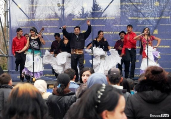 ФОТОРІК-2012. Частина перша