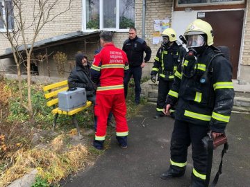 На Волині горів підвал будинку: евакуювали чоловіка