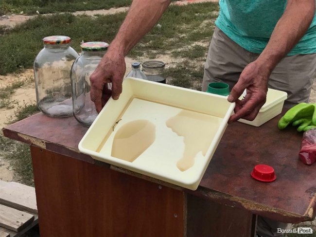 У Брищі провели експеримент зі «з’їдання» сміття . ФОТО