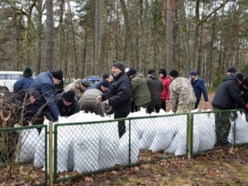 «У нас все добре», – Погуляйко про ситуацію з укріпленням кордону з Білоруссю 