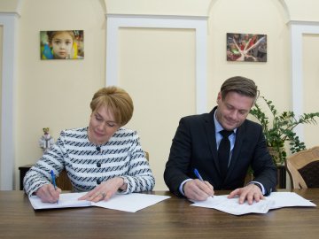 «Першачки» в Україні отримають безкоштовні LEGO