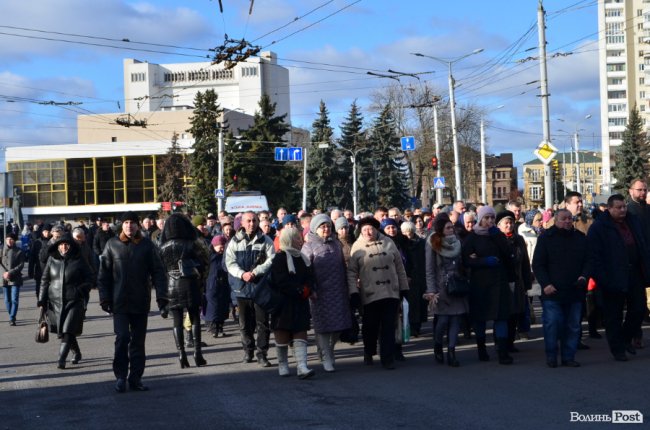 Загинув у день народження: Луцьк попрощався з воїном Віктором Лахаєм. ФОТОРЕПОРТАЖ