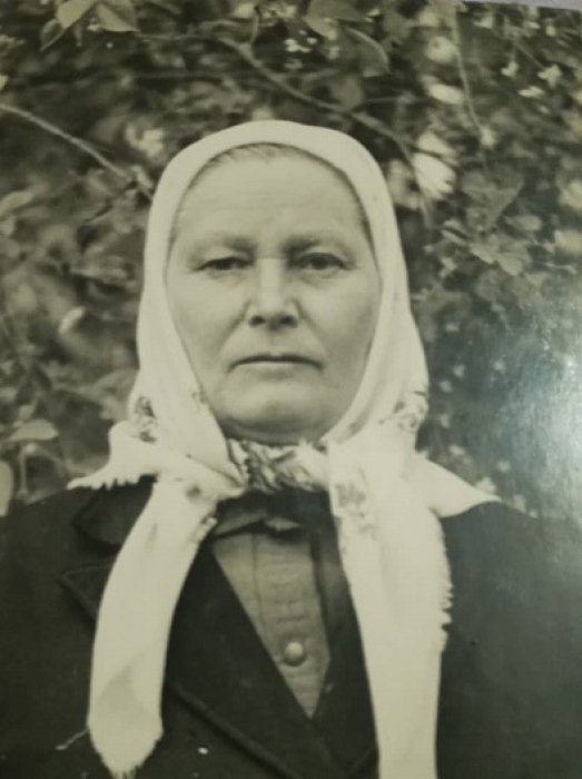 Млинці з листя, равлики: волинянка розповіла про голодомор