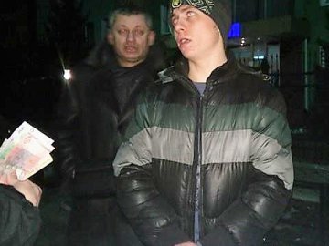 У Луцьку нетверезий хуліган хотів відкупитися від поліції. Давав 1100 гривень