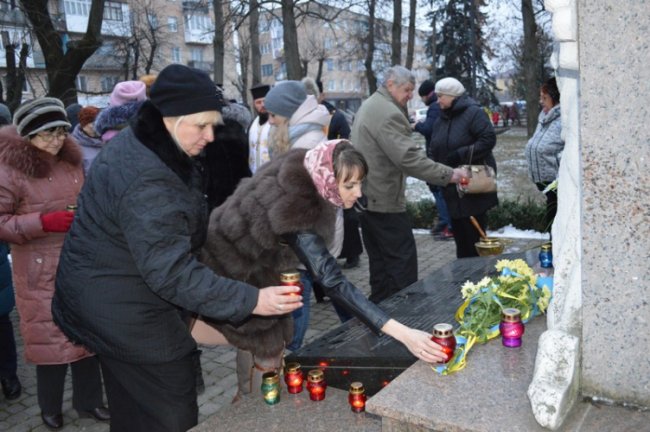 У Ковелі вшанували жертв Голодомору. ФОТО