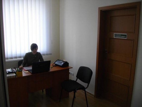 У приймальні ГО «Самопоміч» вирішують юридичні проблеми  лучан. ФОТО*