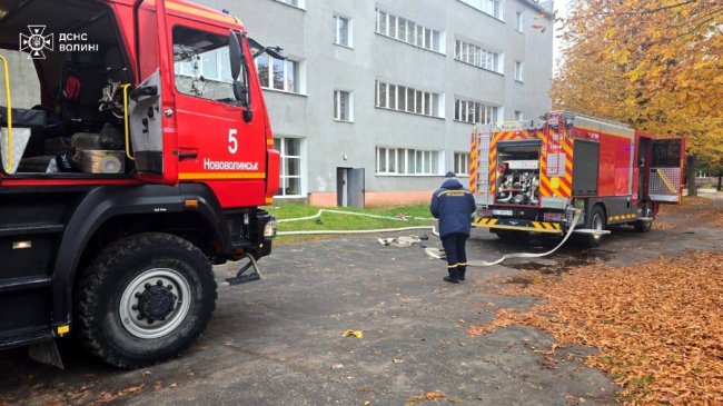 У місті на Волині сталася пожежа у гуртожитку. ФОТО