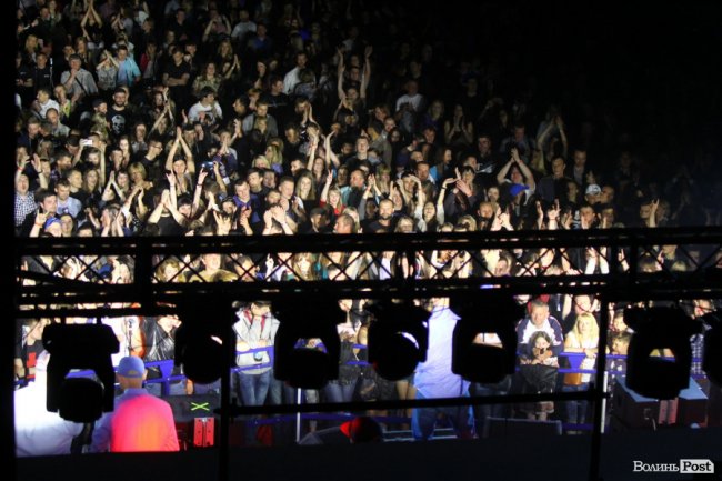 Як це було: фото грандіозного концерту «Ляпис 98» у «ПортCity»