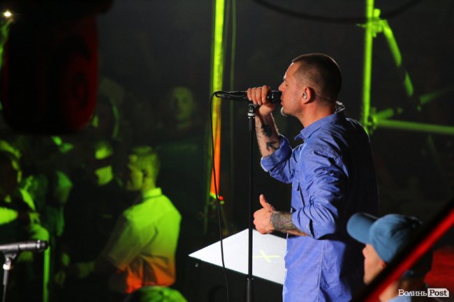 Як це було: фото грандіозного концерту «Ляпис 98» у «ПортCity»