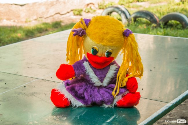 «Хто живе на ЛПЗ, тому у житті везе»: день на луцькому районі контрастів. ФОТО