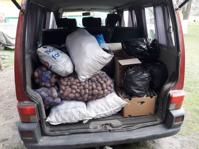 Жителі волинської громади зібрали допомогу для погорільців Житомирщини. ФОТО 