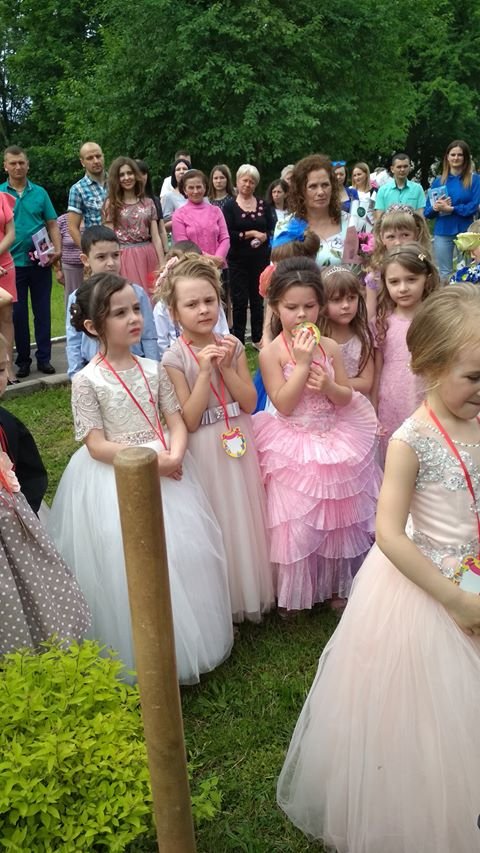 Ніяких повітряних кульок: у луцькому дитсадку влаштували еко-випускний. ФОТО